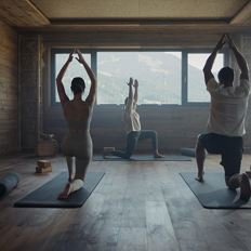 Power Vinyasa Flow Yoga in der Kaiserlodge