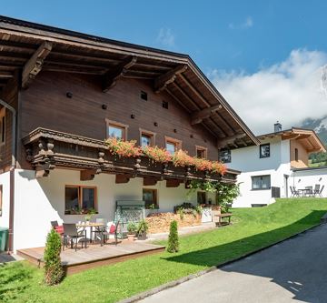 Appartement_Mayr_Auwald_37_Ellmau_08_2024_Terrasse