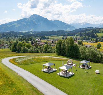 Hotel_Seiwald_Kaiserweg_49_Going_Aussenanlage_Droh