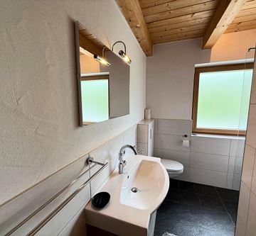 d079e360-68ce-47f9-b878-23e600348a31