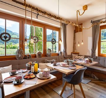 Pension_Edelweiss_Dorfstrasse_99_Soell_05_2025_Fru