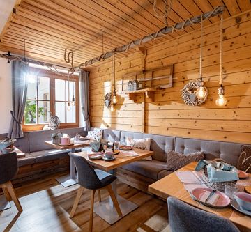 Pension_Edelweiss_Dorfstrasse_99_Soell_05_2025_Fru