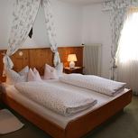 Double room, shower, toilet