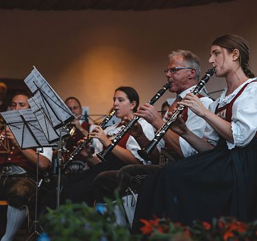 Musik beim Platzkonzert genießen